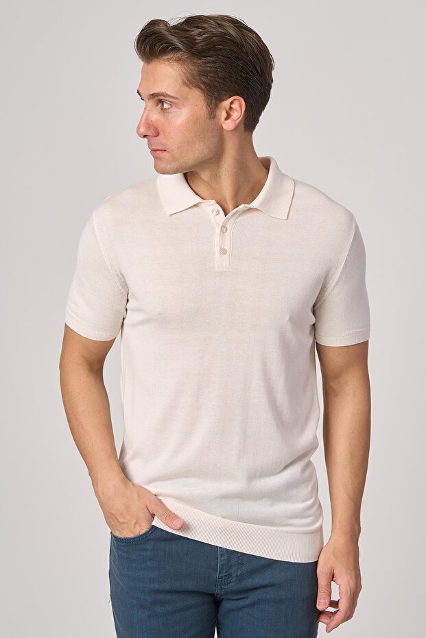 White Stone 2025-Y 25251 Pola Collar Button Basic Tshirt Ecru