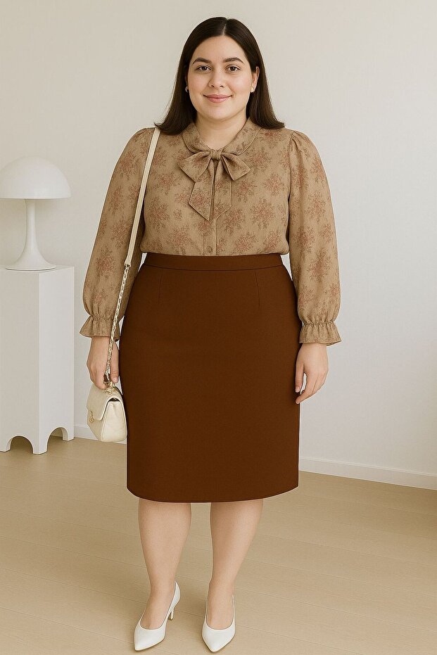 تنورة ضيقة مقاس كبير من Office Chic