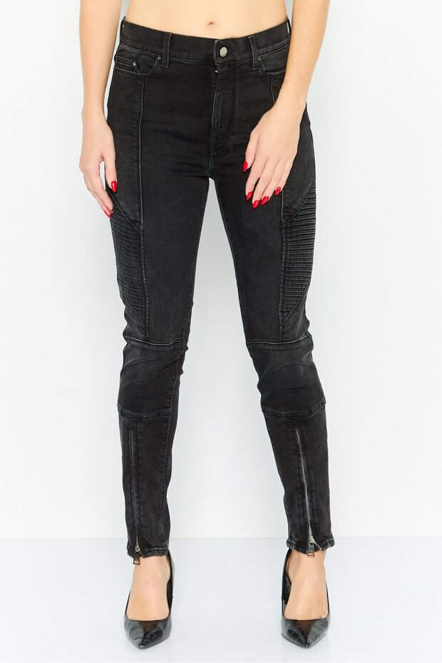 Women Regular Fit Textured Stretchable Jeans, Washed Black