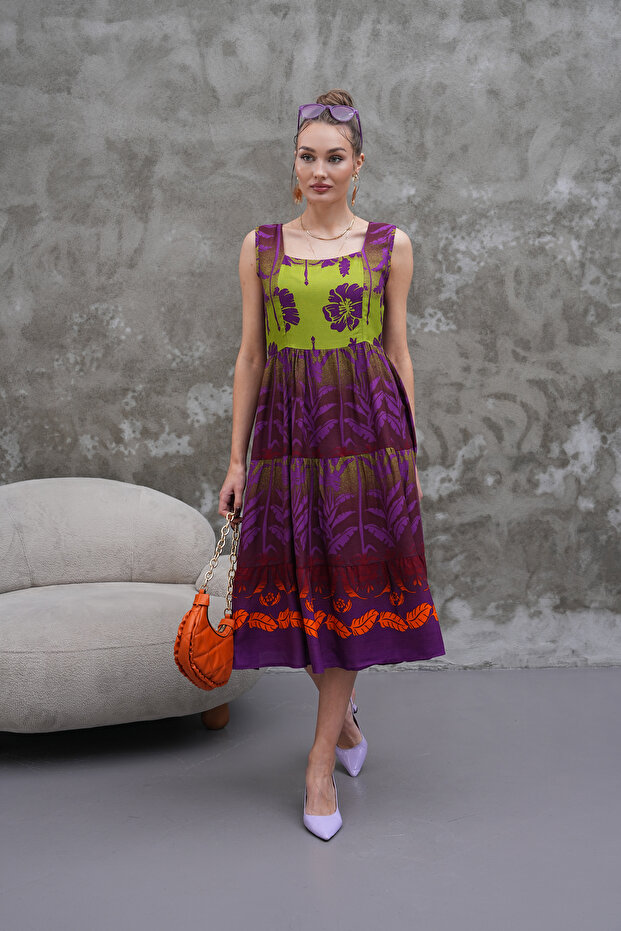 فستان ميدي بياقة مربعة وطبعة هاواي بدون أكمام من الفيسكون