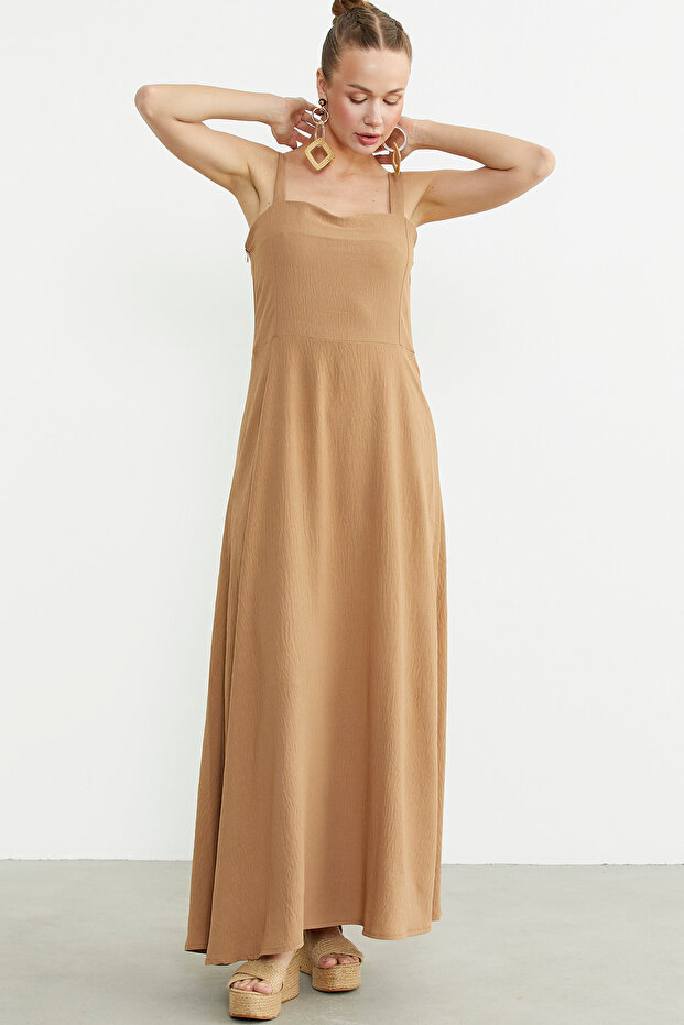 İnce Askılı Uzun Krep Elbise - Kamel - 6