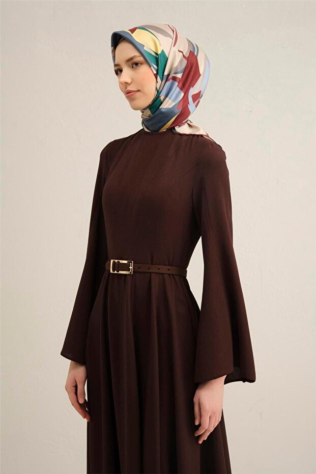 وشاح سورا من الحرير الخالص بنمط تجريدي 9328D 50