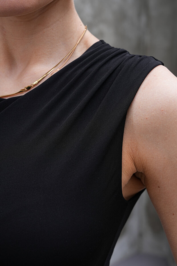 Siyah Basic Kayık Yaka Bluz - 4