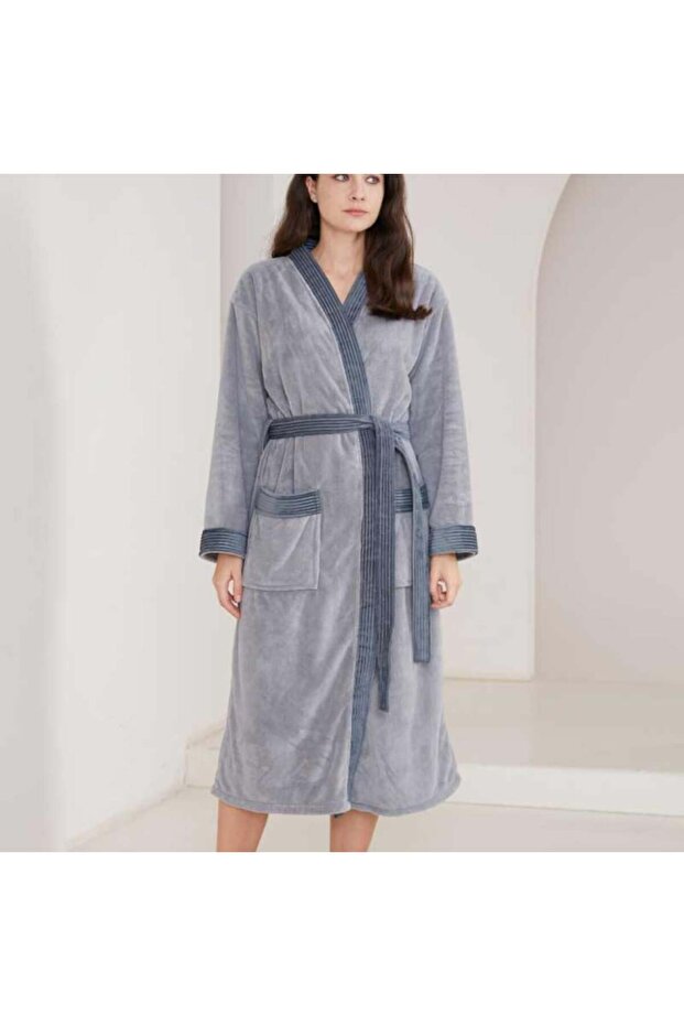 روب مودرن رمادي بقبعة ريفي- Grey Modern Robe with A Cab Reefi