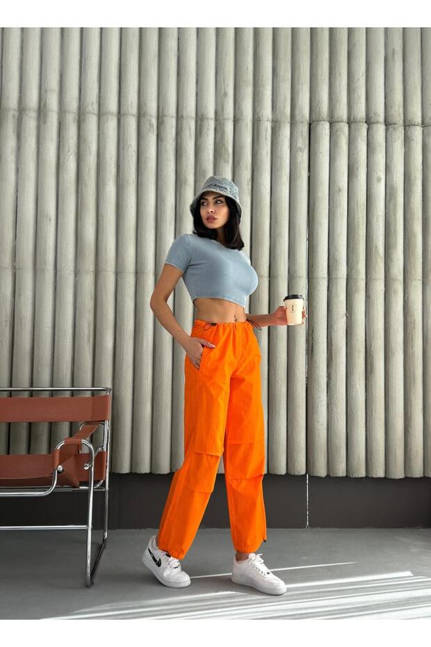 Parachute Pants with Knee Pleats - 3