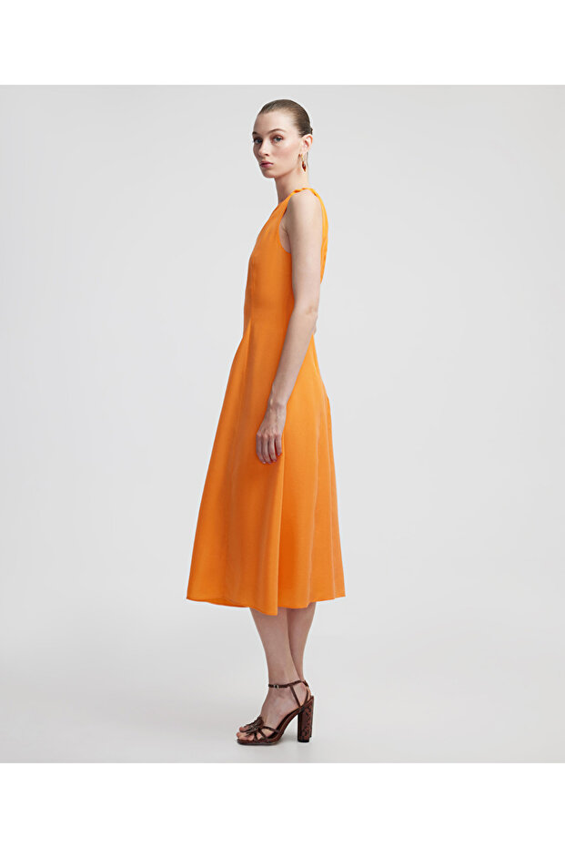 Kare yaka elbise - 5