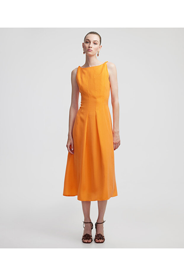 Kare yaka elbise - 1