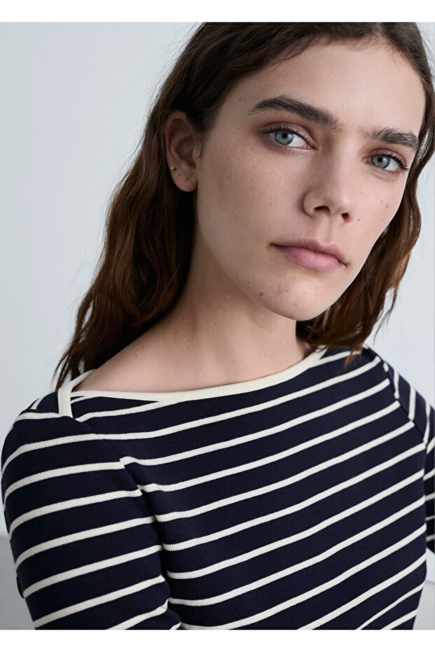 Çizgili kayık yaka tişört - 8