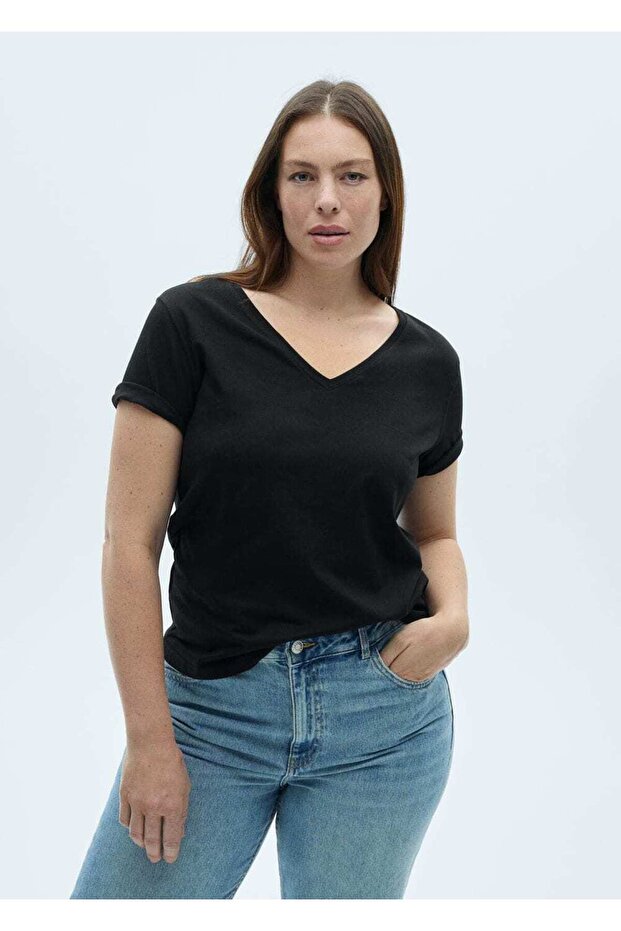 V yakalı pamuklu tişört - 6