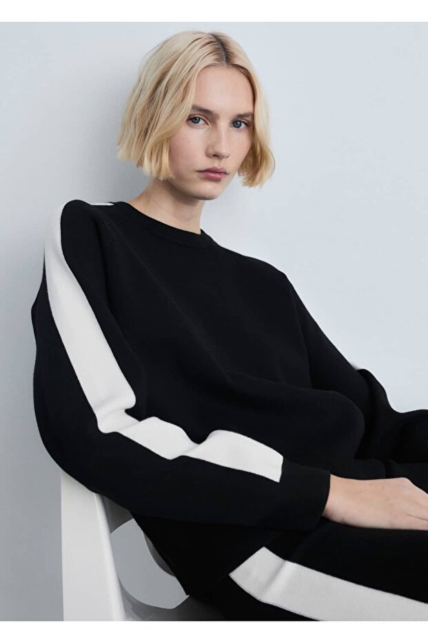 Strickpullover mit kontrastierenden Streifen - 7