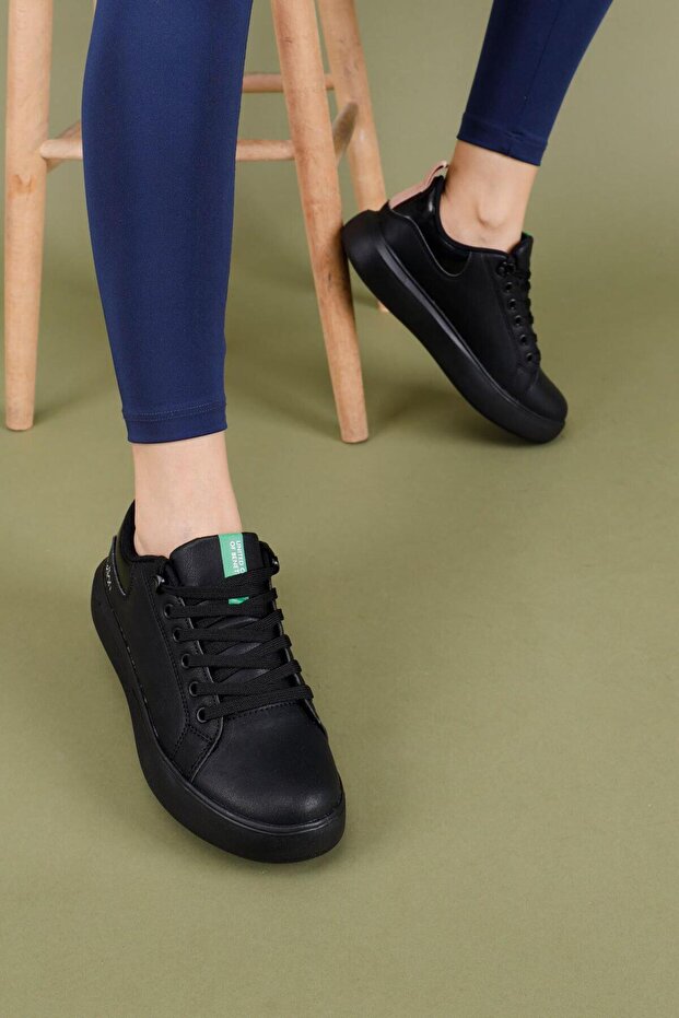 Logo Detaylı Sneaker - 1