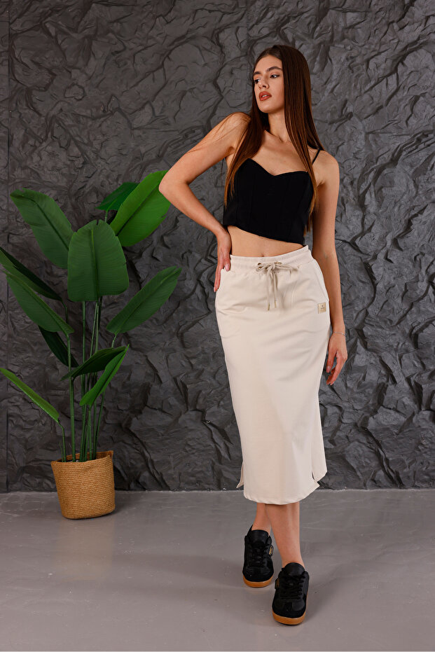 Gold Accessory Detail Slitted Pocket Midi Skirt
