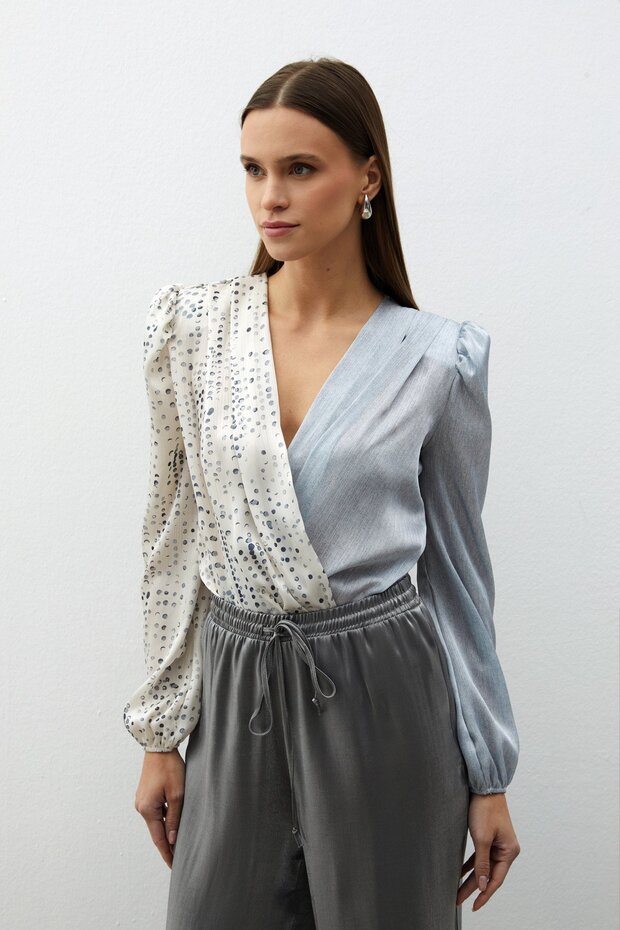 بلوزة مزدوجة الأزرار - رمادي - 2