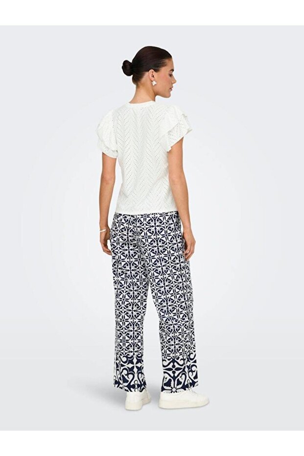 أنثى دائرية متماسكة - 4