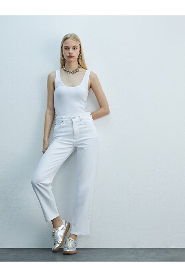 New Wanda Straight Leg Relaxed Fit Jean Pants