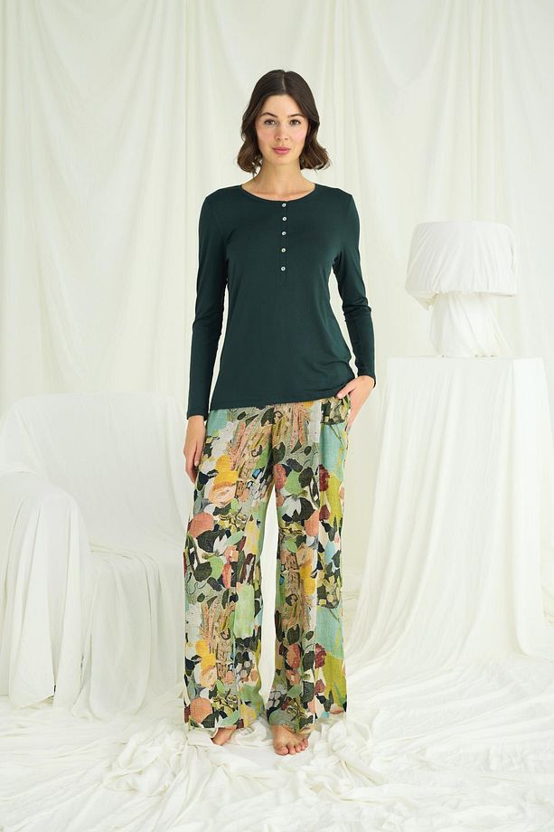Çiçek Ve Yaprak Desenli Pijama Takımı - 2