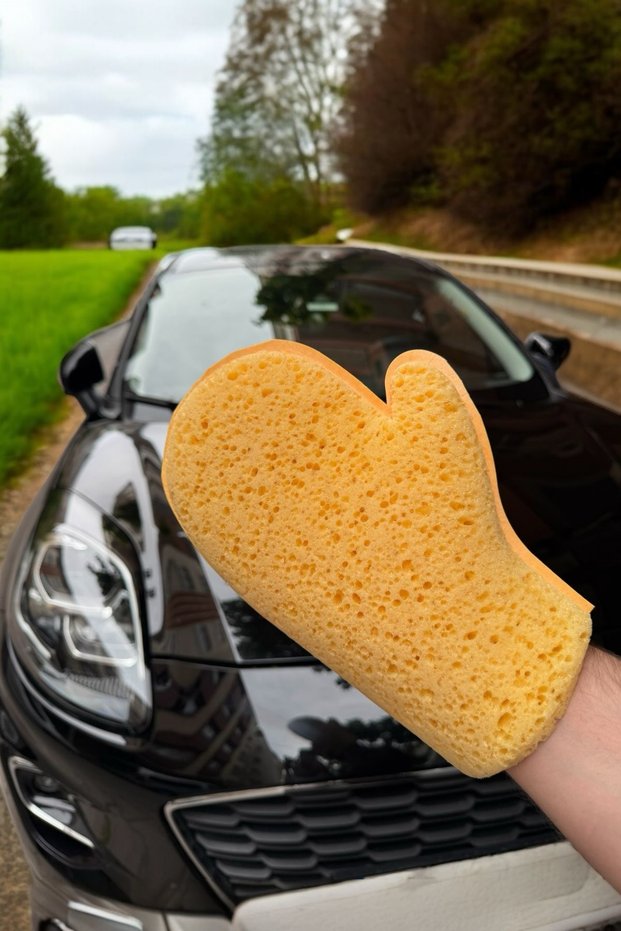 Glove Model Car Wash Sponge, Car Foaming Sponge Double Sided Porous Yellow