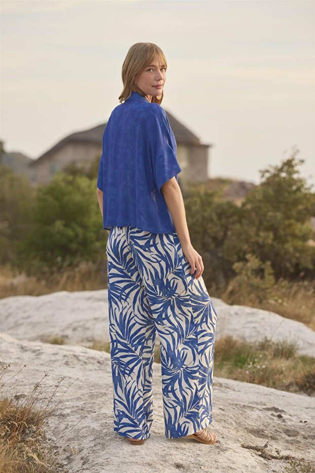 طقم علوي وقميص بطبعة أوراق الشجر وأزرار أمامية وياقة قميص - 7