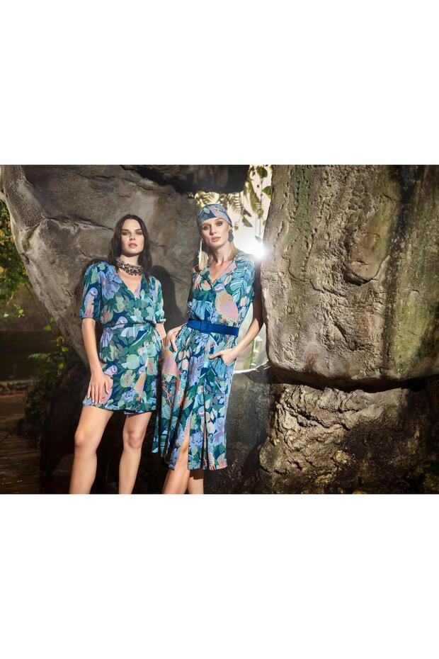 فستان بأزرار أمامية بنقشة الطيور والأوراق - 6