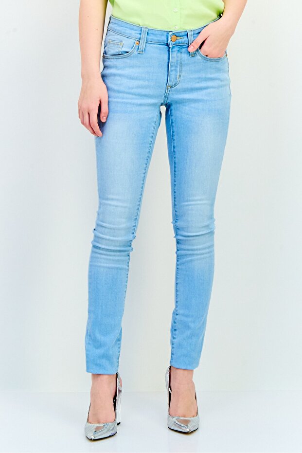 Women Skinny Fit Washed Stretchable Long Jeans, Light Blue