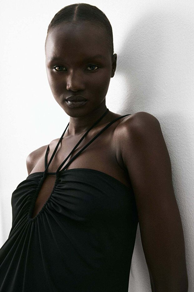 فستان بدون أكمام - 4