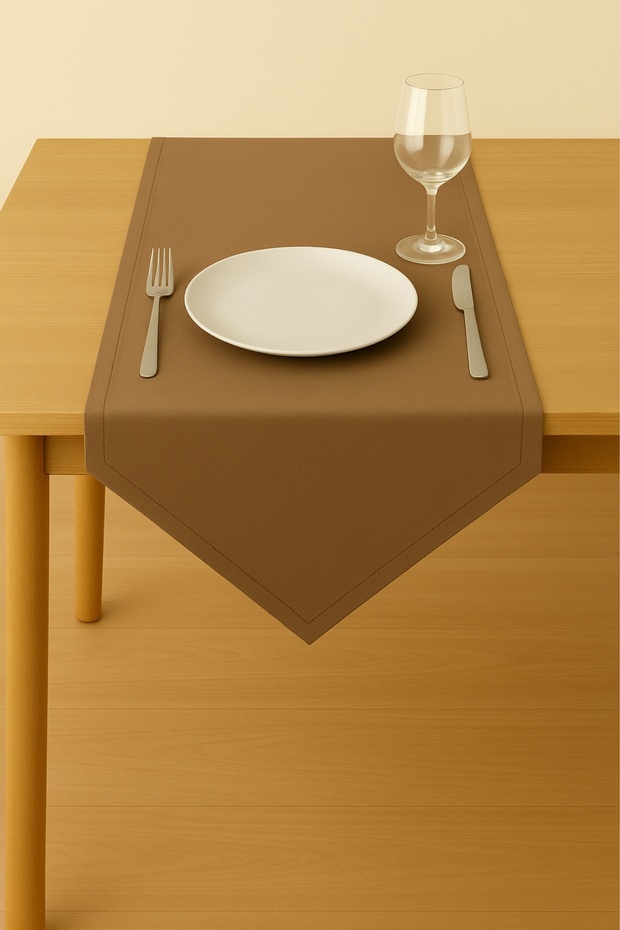 Luna Series Velvet Textured Triangle Runner - Milky Brown