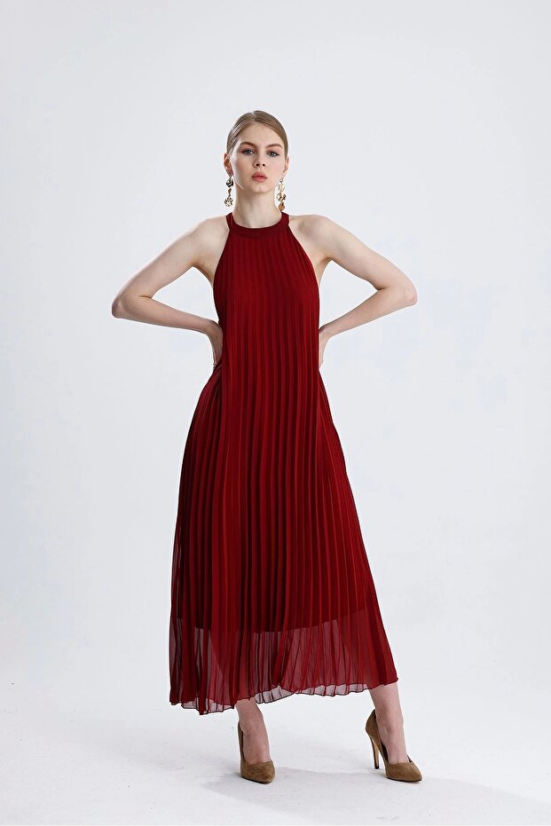 Halter yaka pliseli dökümlü elbise - 6