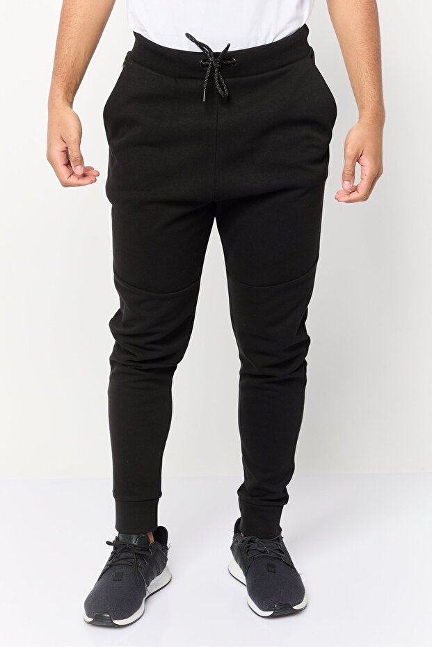 بنطال رياضي سادة بقصّة عادية للرجال، أسود - 1