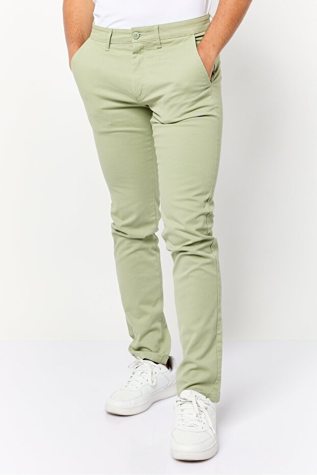 بنطال تشينو سادة بقصّة Slim Fit للرجال، أخضر فاتح - 1