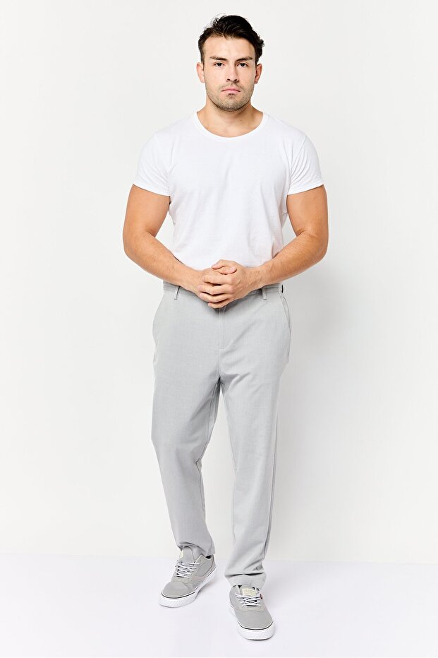 بنطال تشينو رجالي مطاطي سادة، رمادي - 2