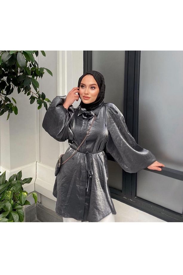 Gül broşlu tunik - 1