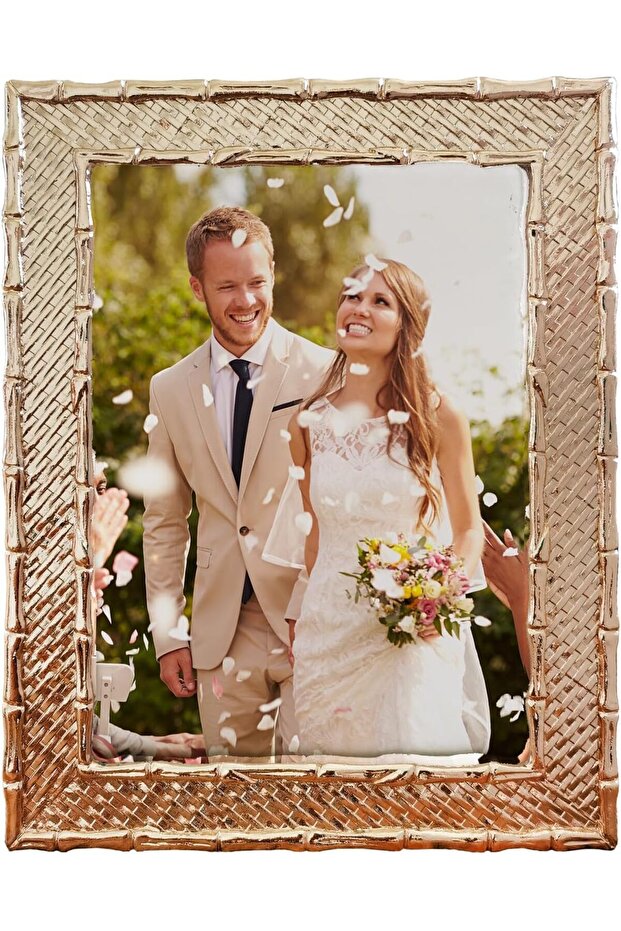 5x7 Gold Metal Picture Frame with Bamboo Design
