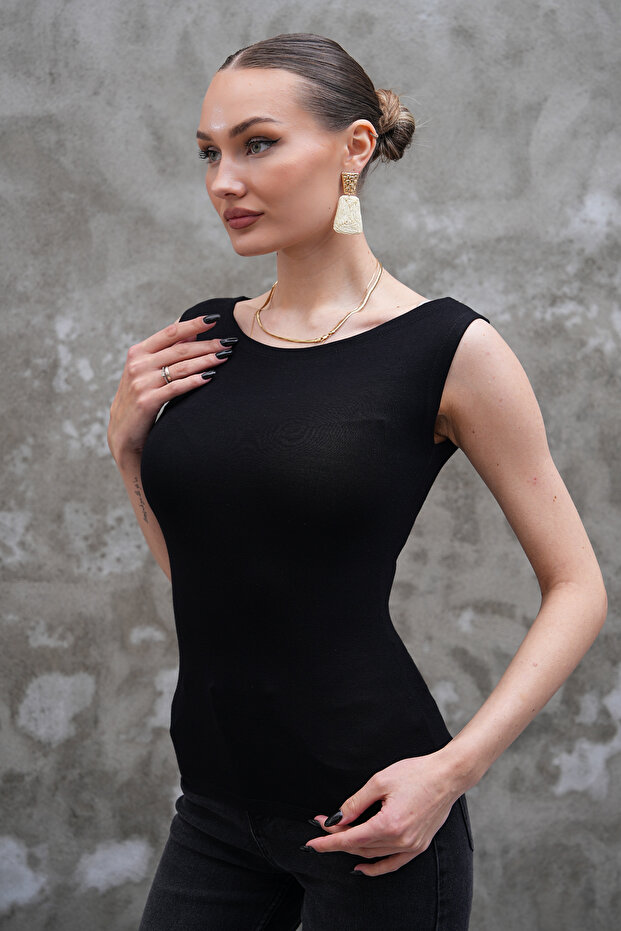 Siyah Basic Kayık Yaka Bluz - 2