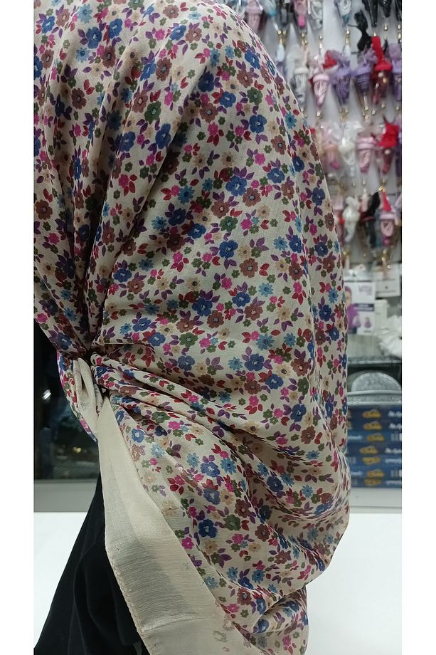 ÇİÇEKLİ İNCE YAZMA EŞARP - 2