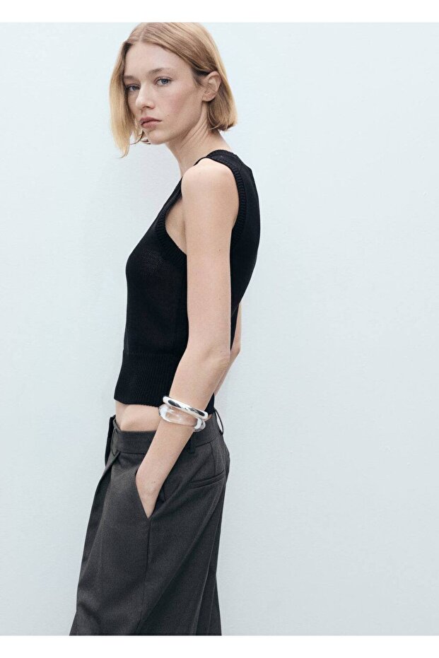 Dekolte Yakalı Triko Bluz - 1