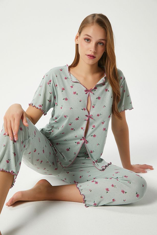 Kadın Juliet Kurdeleli Yumuşak Doku Yeşil Çiçekli Pijama Takımı - 4