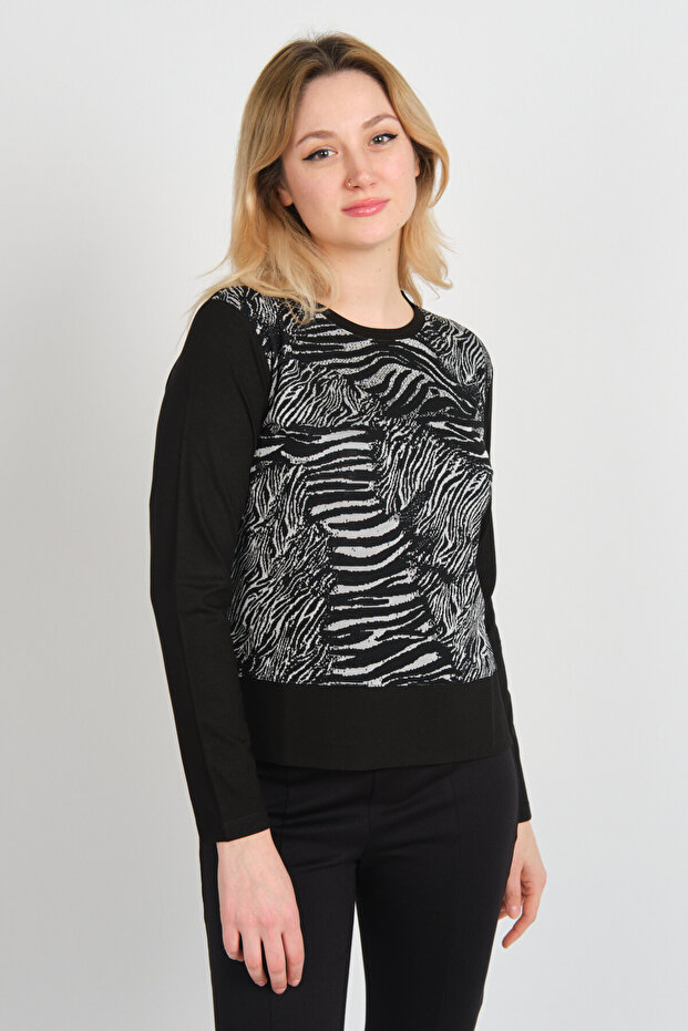 Women's Crew Neck Patterned Short Front Long Back Blouse 24595 Black-Ecru