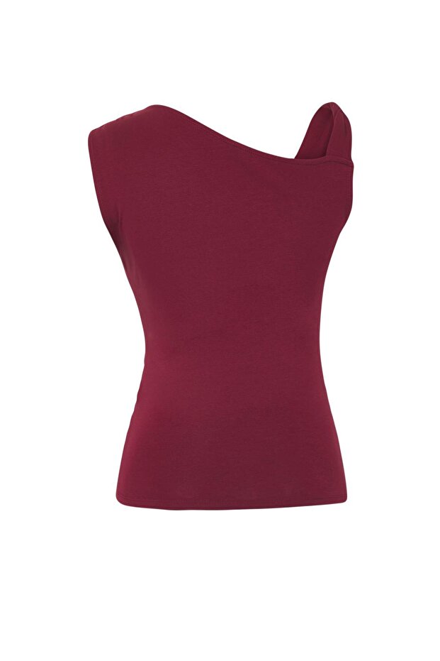 Bordo Kol Burgu Detaylı Büzgülü Asimetrik Yaka Esnek Örme Bluz TWOSS25BZ00569 - 7