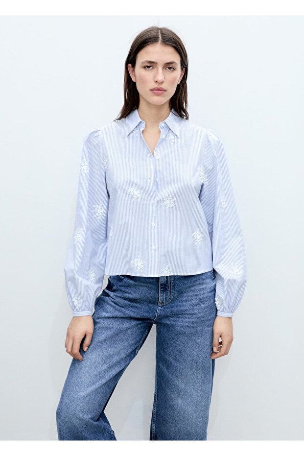 Çiçek işlemeli çizgili gömlek - 1