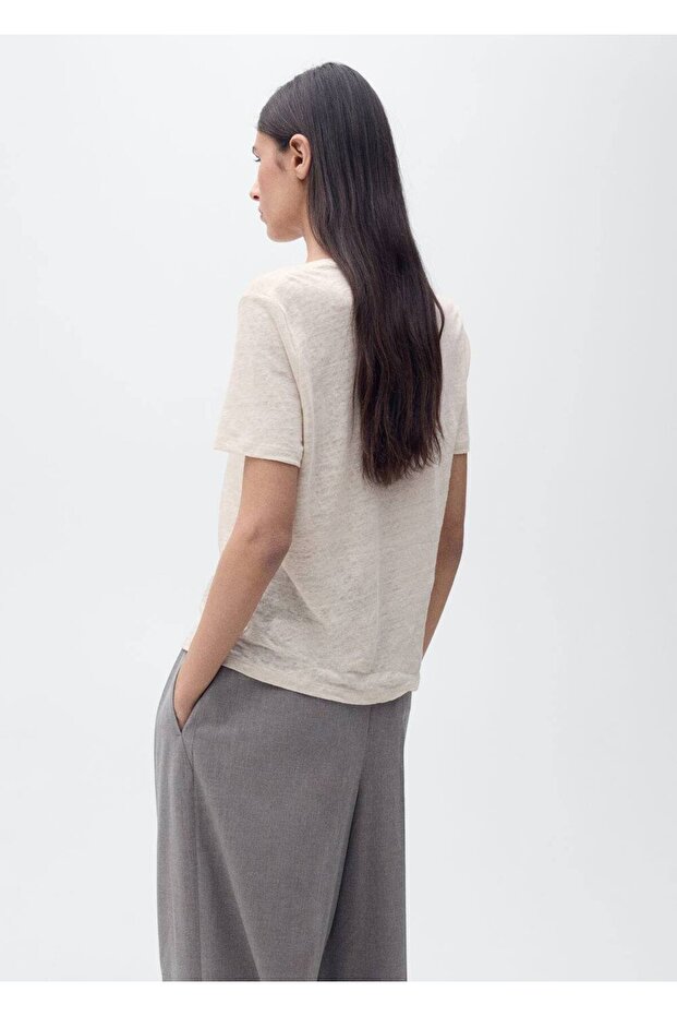 V yakalı keten tişört - 4