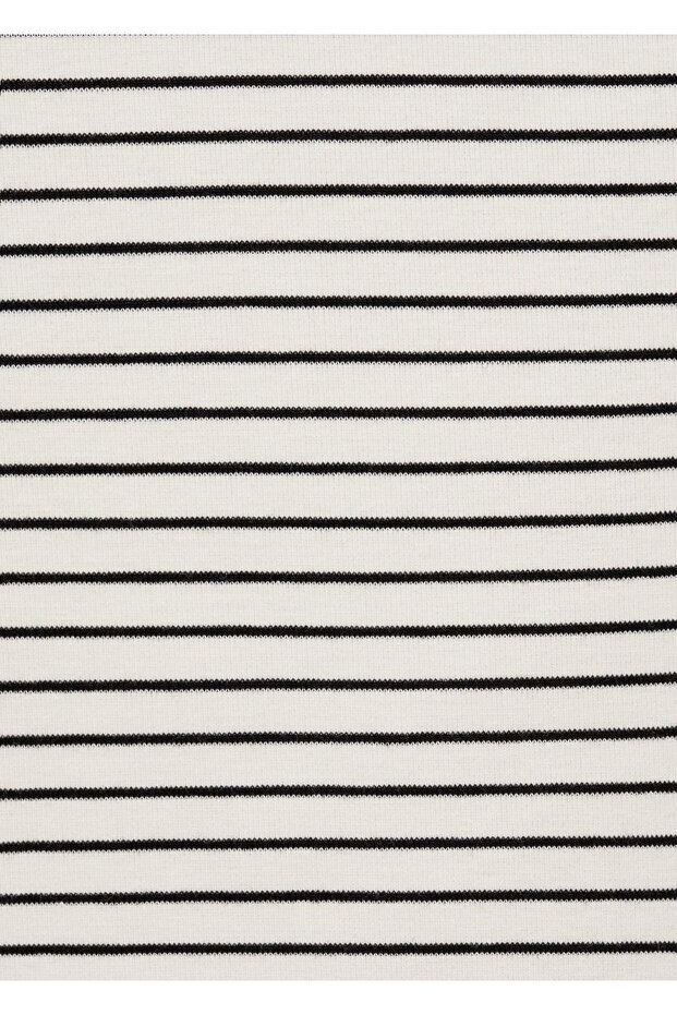 Kontrast süslemeli pamuklu tişört - 6