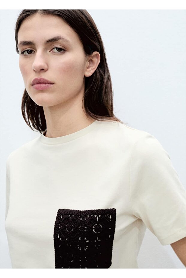 Tığ işi nakışlı tişört - 6