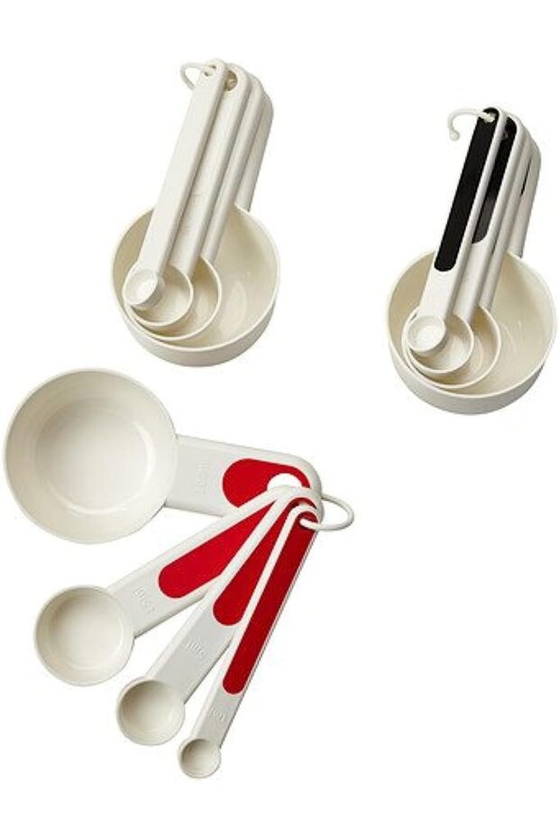 IKEA STAM - مجموعة من 4 أكواب قياس، أحمر، أبيض/أسود