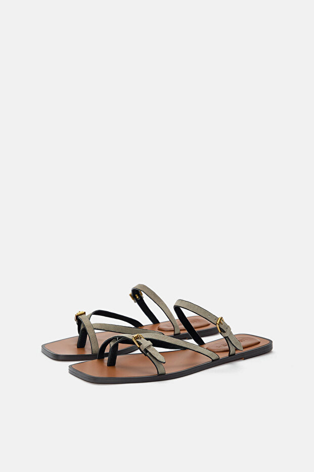 Strappt flat sandals - 4