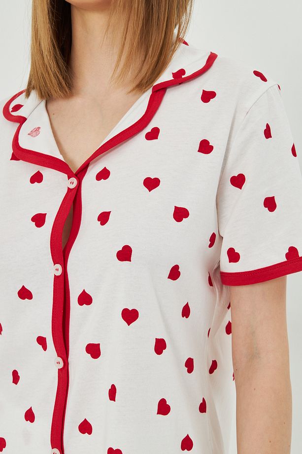 Kadın Kısa Kollu Önü Düğmeli Kalp Desenli Şortlu Pijama Takımı - 6