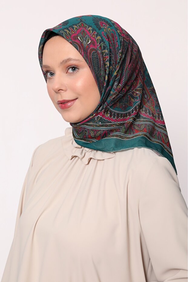 Ethnic Pattern Thin Cotton Sport Scarf