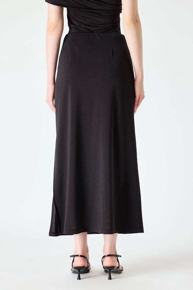 Büzgü detaylı dökümlü örme etek - 4