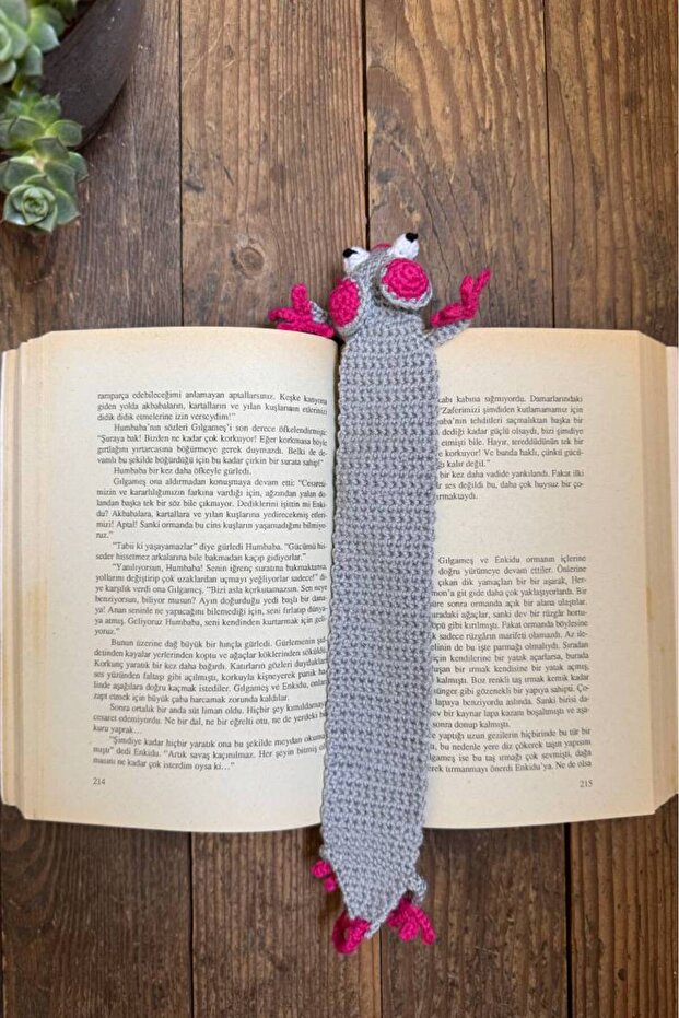 Handmade Amigurumi Gray Mouse Bookmark