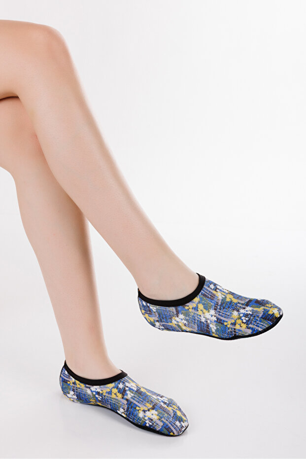 White Flower Unisex Sea Shoes mavicicek