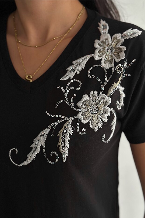 Women's Black V-Neck Shoulder Leaf Sequin Sequin and Embroidery Embroidered 100% Cotton T-Shirt